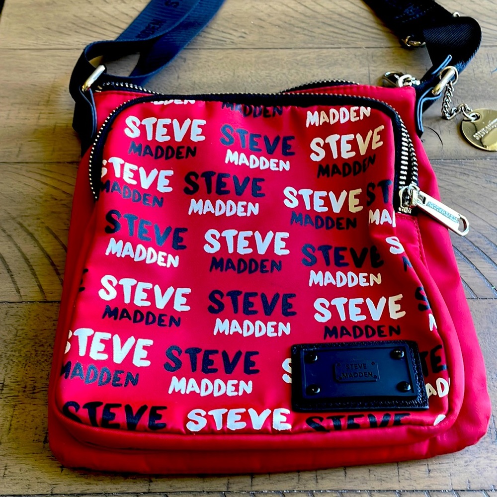 Steve Madden Red, Black & White Crossbody